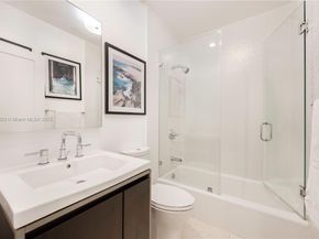261 SW 30th Rd, Miami FL 33129