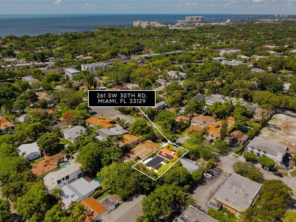 261 SW 30th Rd, Miami FL 33129
