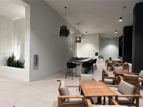 225 N Miami Ave 312, Miami FL 33128