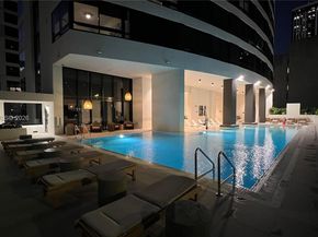 225 N Miami Ave 312, Miami FL 33128