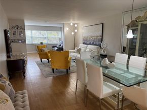 9310 Sunrise Lakes Blvd 304, Sunrise FL 33322