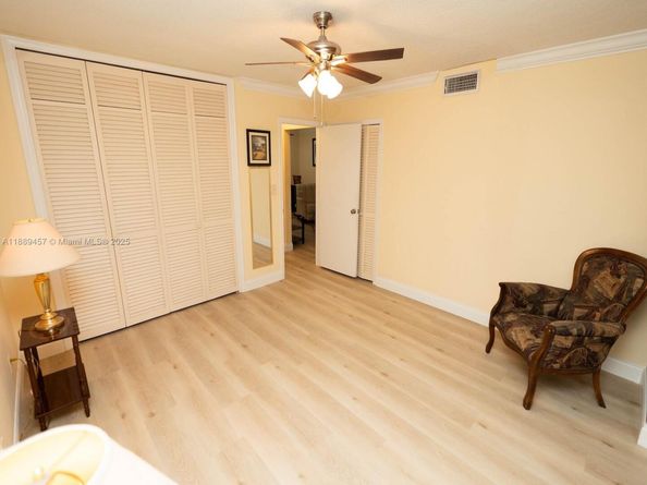 2121 NE 42nd Ct 202C, Lighthouse Point FL 33064