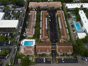 2121 NE 42nd Ct 202C, Lighthouse Point FL 33064