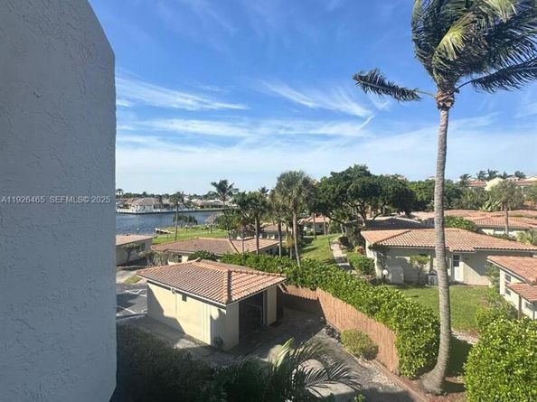 1222 Hillsboro Mile 15, Hillsboro Beach FL 33062