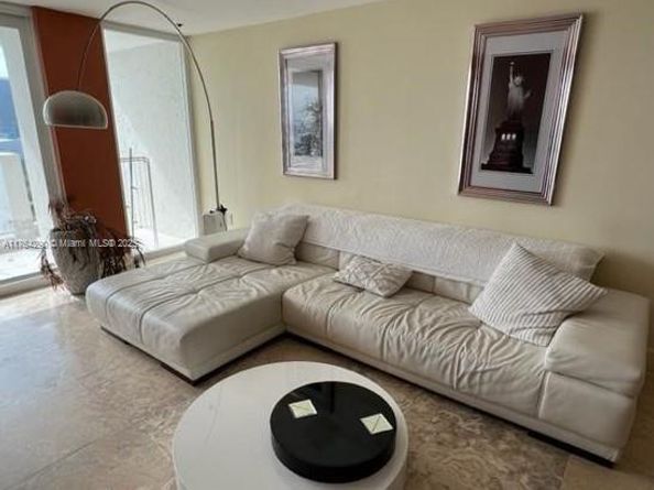 555 NE 15th St 28J, Miami FL 33132