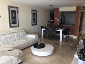 555 NE 15th St 28J, Miami FL 33132