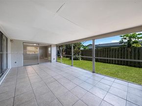 9330 NW 39th St, Sunrise FL 33351