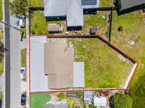 2900 NW 179th St, Miami Gardens FL 33056
