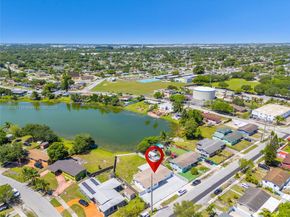 2900 NW 179th St, Miami Gardens FL 33056