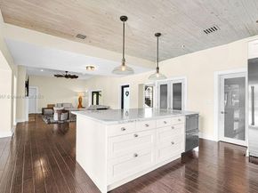 928 Belle Meade Island Dr, Miami FL 33138