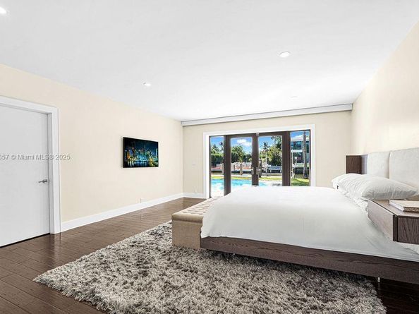 928 Belle Meade Island Dr, Miami FL 33138