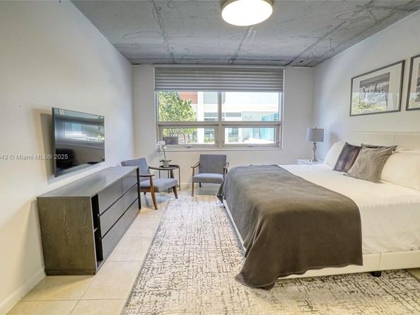 3250 NE 1st Ave 515, Miami FL 33137