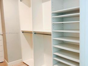 851 NE 1st Ave 2212, Miami FL 33132