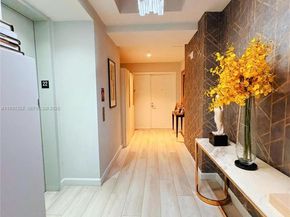 851 NE 1st Ave 2212, Miami FL 33132