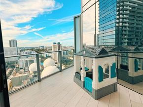 851 NE 1st Ave 2212, Miami FL 33132