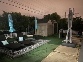 4335 SW 98th Ct, Miami FL 33165