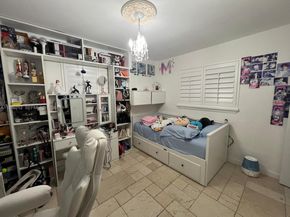 4335 SW 98th Ct, Miami FL 33165