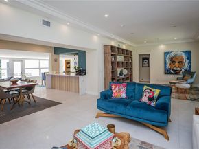 5620 Alton Rd, Miami Beach FL 33140