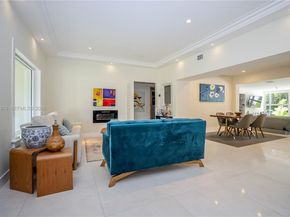 5620 Alton Rd, Miami Beach FL 33140