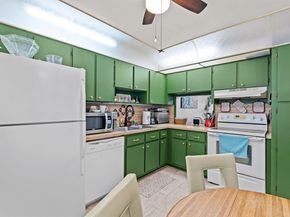 6095 N Sabal Palm Boulevard 207, Tamarac FL 33319