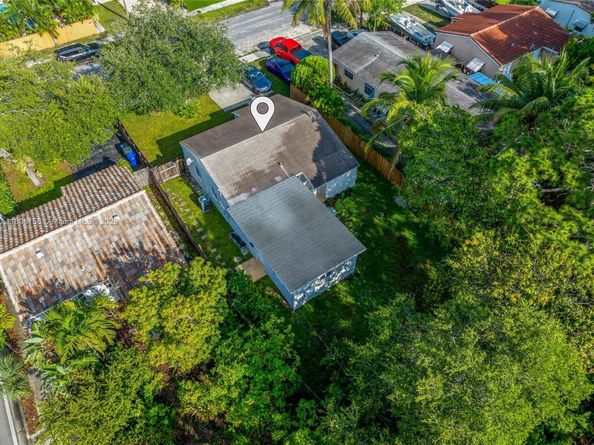 1304 NW 6th Ave, Fort Lauderdale FL 33311