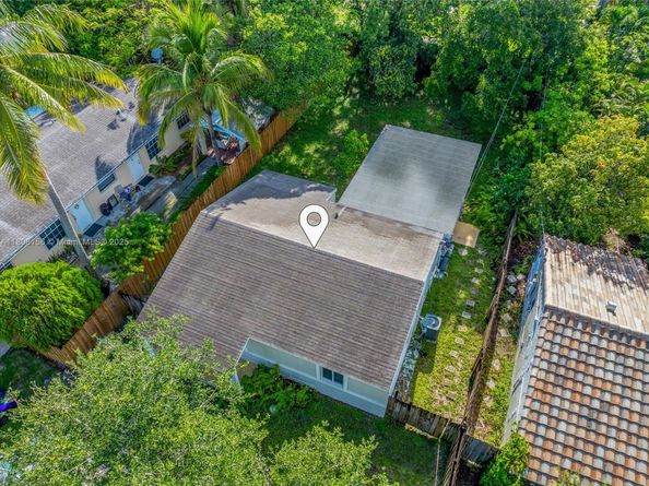 1304 NW 6th Ave, Fort Lauderdale FL 33311