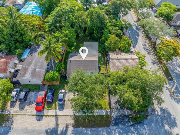 1304 NW 6th Ave, Fort Lauderdale FL 33311