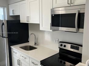 1304 NW 6th Ave, Fort Lauderdale FL 33311