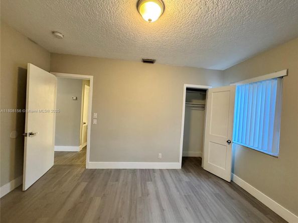 1304 NW 6th Ave, Fort Lauderdale FL 33311