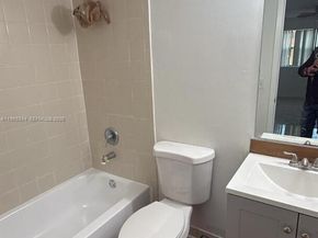 15620 SW 80th St H203, Miami FL 33193