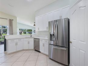 2549 Egret Lake Dr, Green Acres FL 33413