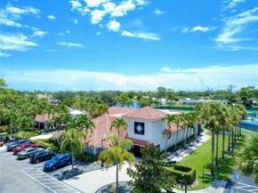 2549 Egret Lake Dr, Green Acres FL 33413