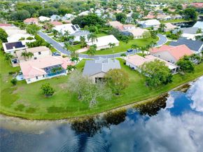 2549 Egret Lake Dr, Green Acres FL 33413