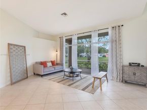 2549 Egret Lake Dr, Green Acres FL 33413