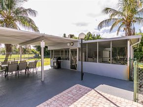 1402 NW 80th Ave 302, Margate FL 33063