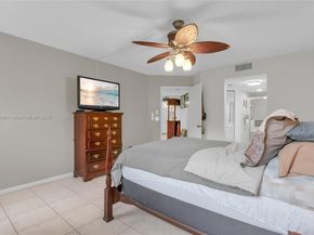 801 SW 138th Ave 310E, Pembroke Pines FL 33027