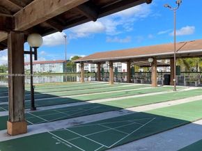 801 SW 138th Ave 310E, Pembroke Pines FL 33027