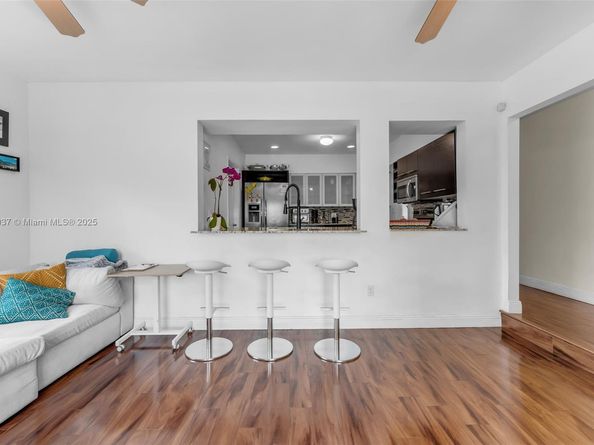 3075 SW 19th St, Miami FL 33145