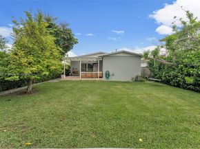 3075 SW 19th St, Miami FL 33145