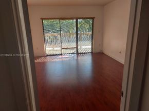 20033 NE 2nd Pl, Miami FL 33179