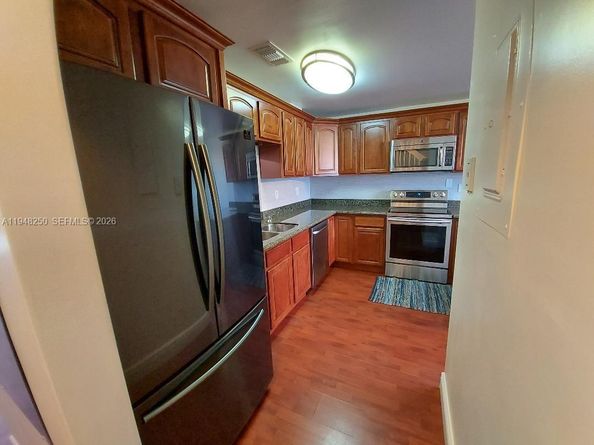 20033 NE 2nd Pl, Miami FL 33179