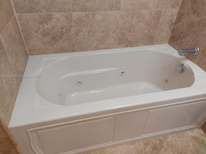 20033 NE 2nd Pl, Miami FL 33179