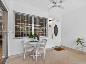 180 NE 12th Ave 15B, Hallandale Beach FL 33009