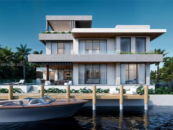 12735 Ixora Rd, North Miami FL 33181