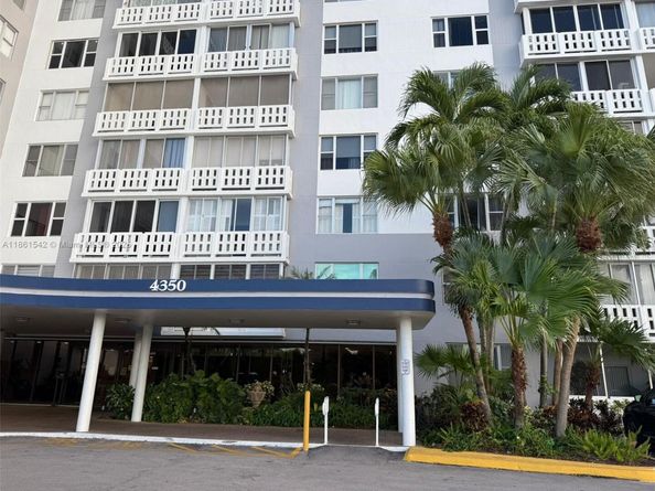 4350 Hillcrest Dr 112, Hollywood FL 33021