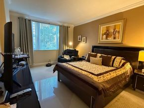 4350 Hillcrest Dr 112, Hollywood FL 33021