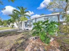 6629 Sheridan St, Hollywood FL 33024