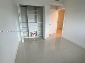16385 Biscayne Blvd 904, North Miami Beach FL 33160