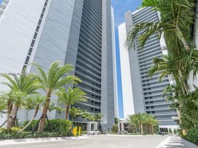 16385 Biscayne Blvd 904, North Miami Beach FL 33160