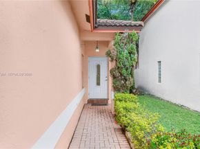 19269 NW 14th St, Pembroke Pines FL 33029
